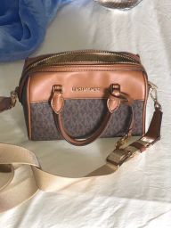 https://img.olx.com.br/thumbs256x256/65/653470682587681.jpg