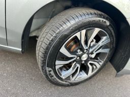 https://img.olx.com.br/thumbs256x256/65/654686191222876.jpg