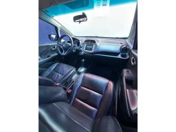 https://img.olx.com.br/thumbs256x256/65/655644195057425.jpg
