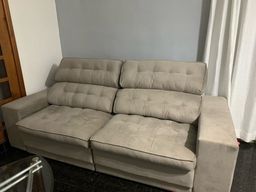 Título do anúncio: Vendo sofá retrátil de veludo 
