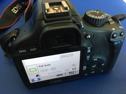 Título do anúncio: KIT Câmera Canon 550D + Objetiva + Flash + Bolsa National Geographic 