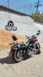 https://img.olx.com.br/thumbs256x256/65/658677671694824.jpg