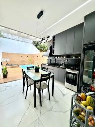 https://img.olx.com.br/thumbs256x256/65/659600173520561.jpg