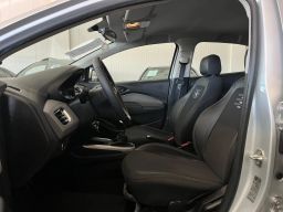 https://img.olx.com.br/thumbs256x256/66/660678660631187.jpg