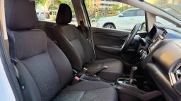 https://img.olx.com.br/thumbs256x256/66/661627660132403.jpg