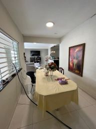 https://img.olx.com.br/thumbs256x256/66/661635915721534.jpg