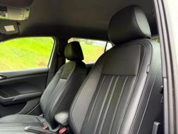 https://img.olx.com.br/thumbs256x256/66/662612209088772.jpg