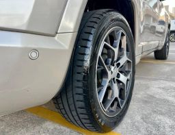https://img.olx.com.br/thumbs256x256/66/662661685095389.jpg