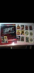 Título do anúncio: LIVRO ILUSTRADO UFC COM 12 cards figurinhas 