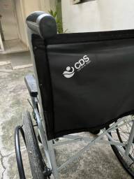 Título do anúncio: Cadeira de rodas - nova 