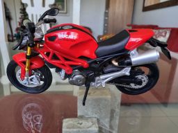 https://img.olx.com.br/thumbs256x256/66/664549392786301.jpg