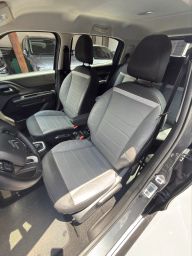 https://img.olx.com.br/thumbs256x256/66/664638804448834.jpg