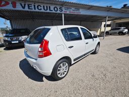 https://img.olx.com.br/thumbs256x256/66/665676455834647.jpg