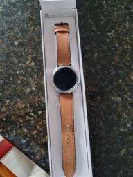 Título do anúncio: Samsung Galaxy Watch 4 Classic 46 como novo + pulseira híbrida