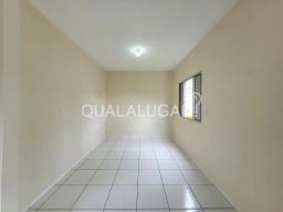https://img.olx.com.br/thumbs256x256/66/667578520382220.jpg