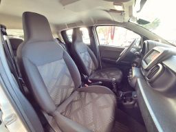 https://img.olx.com.br/thumbs256x256/66/668648323188639.jpg