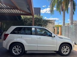 https://img.olx.com.br/thumbs256x256/67/670611676097833.jpg