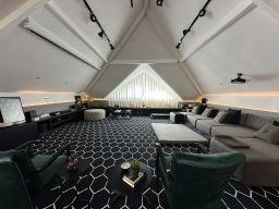 https://img.olx.com.br/thumbs256x256/67/671511528815695.jpg