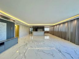 https://img.olx.com.br/thumbs256x256/67/671677736608383.jpg