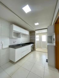 https://img.olx.com.br/thumbs256x256/67/672537274923445.jpg