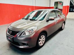 https://img.olx.com.br/thumbs256x256/67/673523510443964.jpg