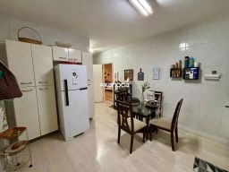 https://img.olx.com.br/thumbs256x256/67/674574273332004.jpg
