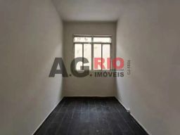 https://img.olx.com.br/thumbs256x256/67/675536642253841.jpg
