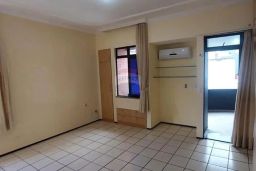 https://img.olx.com.br/thumbs256x256/67/675541760663741.jpg