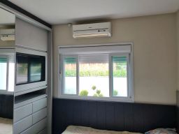 https://img.olx.com.br/thumbs256x256/67/675543124943637.jpg