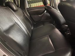 https://img.olx.com.br/thumbs256x256/67/675617336703665.jpg
