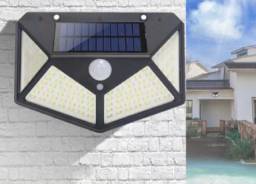 Título do anúncio: Luminária Solar de Parede 100 Led Sensor Presença Movimento Prova Da Água Com 3 Funções