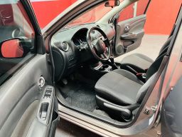 https://img.olx.com.br/thumbs256x256/67/676574634601919.jpg