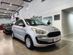 https://img.olx.com.br/thumbs256x256/67/676577283073799.jpg
