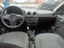 https://img.olx.com.br/thumbs256x256/67/677673568892385.jpg