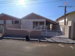Título do anúncio: Casa com 3 dormitórios à venda, por R$ 370.000 - Vila Pinheiro Machado - Botucatu/SP