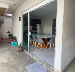 https://img.olx.com.br/thumbs256x256/67/678502517123740.jpg