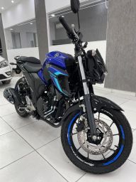 https://img.olx.com.br/thumbs256x256/67/678519407076753.jpg