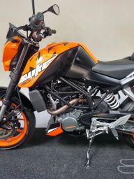 https://img.olx.com.br/thumbs256x256/67/679572757201845.jpg