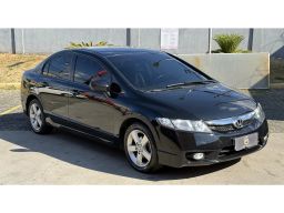 https://img.olx.com.br/thumbs256x256/67/679688328005506.jpg