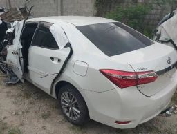 https://img.olx.com.br/thumbs256x256/68/680446180721980.jpg