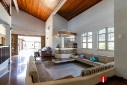 https://img.olx.com.br/thumbs256x256/68/682596762740892.jpg