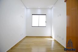 https://img.olx.com.br/thumbs256x256/68/683494539887457.jpg