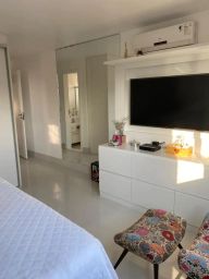 https://img.olx.com.br/thumbs256x256/68/684511399184356.jpg