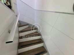 https://img.olx.com.br/thumbs256x256/68/684532525739551.jpg