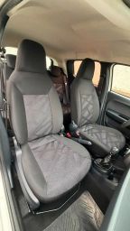 https://img.olx.com.br/thumbs256x256/68/684604312838763.jpg