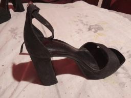 https://img.olx.com.br/thumbs256x256/68/685434825707127.jpg