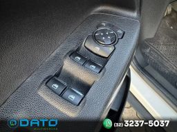 https://img.olx.com.br/thumbs256x256/68/685608092651816.jpg