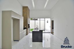 https://img.olx.com.br/thumbs256x256/68/686492539387714.jpg
