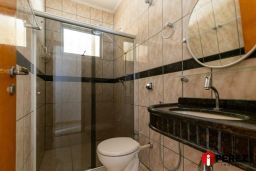 https://img.olx.com.br/thumbs256x256/68/686524408905233.jpg