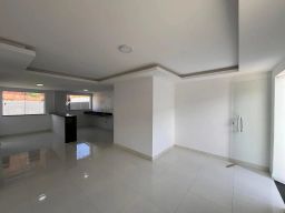 https://img.olx.com.br/thumbs256x256/68/686534737514002.jpg